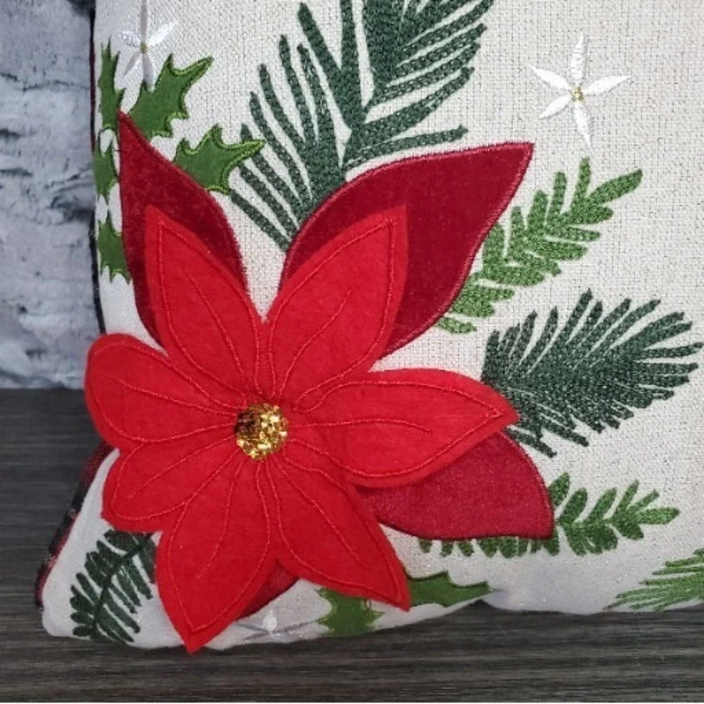 Red Felt Poinsettia Holly Merry Christmas Holiday Pillow Red Plaid Backing 16